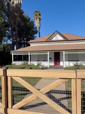 I just LOVE old houses. The history and craftsmanship are just unmatched!  What do you guys think about this house?  Southland Realtors Kimberly Heighes DRE 02227913 #oldhouses #oldhousetiktok #craftsman #redlands 