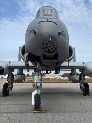 Maryland Air National Guard A-10s at Columbia Metropolitan Airport #a10thunderboltll #a10gobrrrrrrt #KCAE #columbiametropolitanairport #marylandairnationalguard #A10 