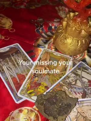 #psychic #psychics #psychicreadings #tarotreadersofinstagram #tarotcards #tarot #Love #readings #tiktoc #Relationship #fyp