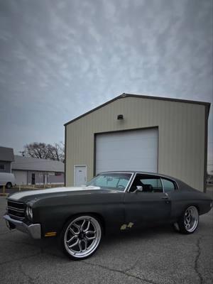 We going act like nothing ever happened 71 Chevelle sitting on 22x12s  #fyppppppppppppppppppppppp #tiktokisback #chevrolet #chevelle #chevelless #abody #heartbeatofamerica #chevymuscle #classiccars #billets #customcars 