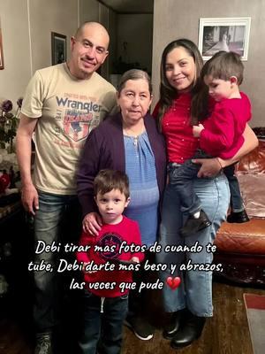 Solo toma mas fotos ❤️🙏 descanse en Paz querida Suegra. #debi #dep #RIP #debitirarmásfotos #badbunn #memories #suegra #grandma #fyp #astapronto🕊💔 #fyp #parati 