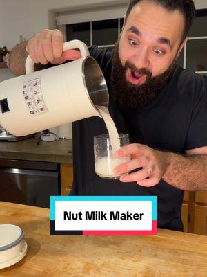 I Can’t believe this existed!!#nutmilkmaker #milkmaker #alternativemilk #soymilkmaker #milkalternative #nutmilkmachine 