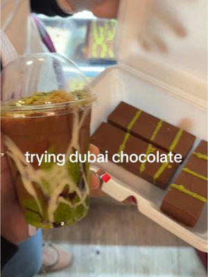 trying the dubai chocolate!🍫 💚 #dubaichocolate #iheartjanelle #fyp #foryoupage 