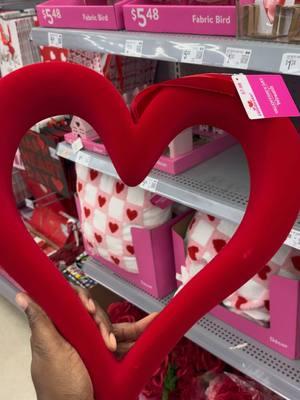 Walmart Valentine’s Day finds ❤️ #valentinesdayfinds #walmartfinds #loveseason #ValentinesDay #walmarthaul @Walmart 