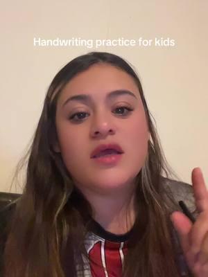 These reusable workbooks are great to improve your child’s handwriting! #handwriting #handwritingworkbook #handwritingwork #kidshandwriting #penmanship #preschool #preschoolactivities #learnathome #handwritingpractice #newyearnewaura #school 