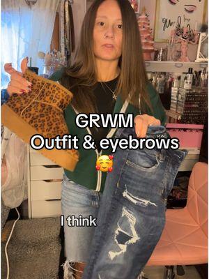 I even said “oh wow” about that eyebrow 😂 GRWM for my 16 year olds bday party🎈 Outfit & eyebrows as usual IN A HURRY😭🥰  Products listed in comments 📝 #hurryup #grwminahurry #grwmmakeup #eyebrowroutine #frankierosecosmetics #slayreadycosmetics #makeupover40 #outfitcheck 