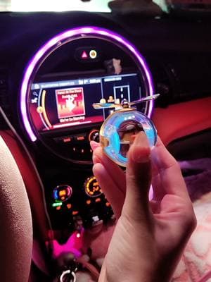 literally the cutest thing ever!!! #cartok #minicooper #mini #caracessories #carfinds #duck #jeepducking #cutecar #kawaiicar #kawaiicarfinds #cutecardecor #fyp #foryoupage #fypシ #carairfreshener #yonisoleus @Bestcare 