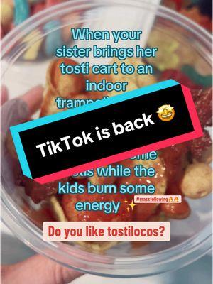 First day back on TikTok 🤩 These tosti bars are soooo good! #massfollowing🔥🔥 #massfollow #momshelpingmoms #tostilocos #tostibar #snackbar #mexicancandy 