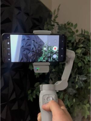 Una buena inversión este 2025’para creadores de contenido #gimbalstabilizer #gimbal #gimbal #stabilizer #tracking #smarphone #foldable #foldablephone #mobile #phone #creator #creadoresdecontenido #creadordecontenido #ia #inteligenciaartificial #contenido #TikTokShop #spotlight #tiktokshoplovelifesale #sanvalentin 