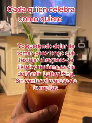 #celebrando #tiktok #videosvirales #regreso #detiktok TikTok y seguidores valoren mis videos por que ya ven que feo se siente no ver videos en tiktok 😂😂😂😂