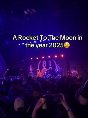 Thank you ! #arockettothemoon #nicksantino #8123 #8123fest #themaine #themaineband 