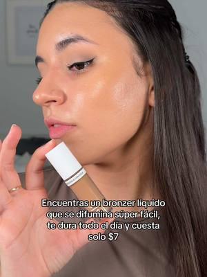 Me enamoré de esta fórmula por lo duradera y fácil de difuminar que es! Muy buena opción si no quieren gastar mucho dinero en maquillaje pero quieren productos buenos y que les duren❤️ #makeup #maquillaje #bronzer #elfcosmetics #elfbronzer #elfcamobronzerandcontour #bronzer #contorno #maquillajenuevo #viralmakeup #makeupreview