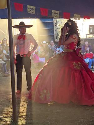 palabras de la Quinceañera asía sus 2 hermanos . #sigueme_para_mas_videos_asi #🎣🎣🎣 #videoviral #michoacana🇲🇽🥑🐓 #fyp #yanoestoysolo 