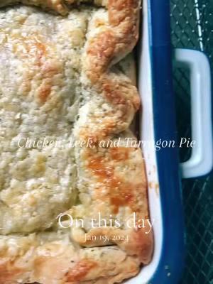 #onthisday #chickenpie #pie #projectpastrylove #hitlinkinbio 