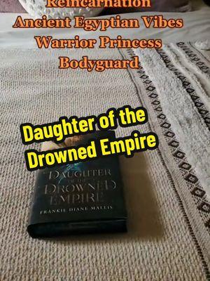 #DaughteroftheDrownedEmpire is Cleopatra meets Fourth Wing in this romantic fantasy series with forbidden romance, slow burn spice and political intrigue in a deadly warrior academy with world building inspired by ancient Egypt and Rome. And right now you can start reading with a bunch of friends in the Drowned Empire Book Club happening now. We have chats, giveaways, and author takeovers in the FB group, and the Book Club meeting in Discord. Make sure you're in both so you don't miss out. Links in my bio to join. Best of #BookTok Barnes and Noble Blog Top Five Indie Fave # 1 Historical Fantasy # 1 Greek and Roman Myth and Legend #booksbooksbooks #Bookish #romanticfantasy #romantasy #forbiddenromancebooks #slowburnromance #slowburnfantasy #fantasyseries #bookboyfriendsdoitbetter #bodyguardromance #nafantasy #whodidthistoyou #toucheranddie #bookclub 