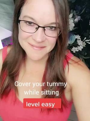 Cover your tummy while sitting. Let me know how this selfie goes for you!  #ladonnawrightphotography #DIY #boudoirpose #southbendboudoir #pose #selfies #poseideas #butterflyboudoir #boudieshorts #mishawaka #mishawakaphotographer 