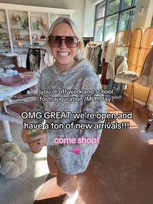 Let’s have a GOOOD day today!! Come shop on your day off from 10-7 or online 💓 #newarrivals #offwork #longweekend #boutique #boutiqueshopping #charlottenc #fortmillsc #retailtherapy #shopping