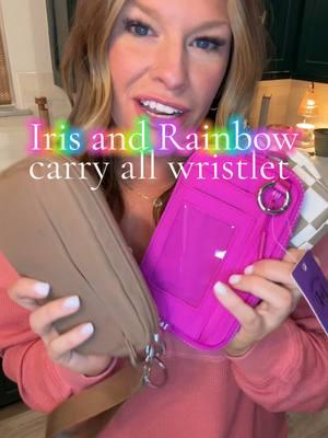 Quite literally my favorite! The easy wipe clean material is also amazing! #wallet #wristlet #birthdaygiftideas #valentinesdaygift #usefulproduct #irisandrainbow @Rainbow Boutique LLC 