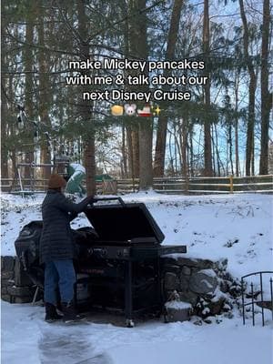 dreaming of tropical waters 😴🌴🌺🌊🍹🚢 #10yearsmarried #weddinganniversary #anniversarytrip #disneycruise #mickey #mickeypancakes #cruising #familytrip #travelingwithkids #fyp #blackstone #blackstonegriddle 