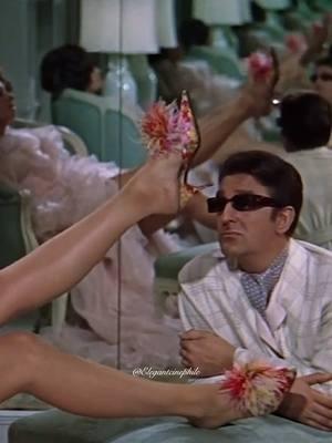 Arabesque, 1966 #elegantcinephile #arabesque #sophialoren #alanbadel #fyp 