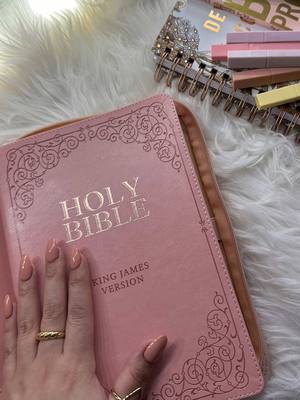 the prettiest Bible 📝💕🎀☕️ #bible #theholybible #biblejournaling #bibletok #pink #kjvbible #largeprint 