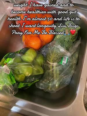 #juicing #healthiswealth #goodguthealth #diet #weightloss #healthylifestyle #changeiscoming #fruitandveggies #rawhoney #yogurt #lifestylejourney #imready #🙏🏽 