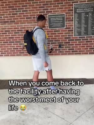 coach took you off that roster faster than mark andrews 😭  #track #trackandfield #highjump #jumper #jumping #jump #vertical #triplejump #longjump #sprint #sprinter #sprinting #improvement #progression #motivation #mizzoutrackandfield #mizzoutrack 