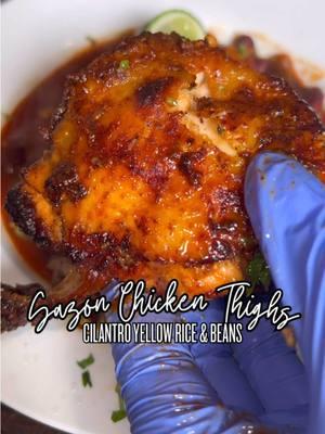 #DinnerIdeas #EasyRecipe #juicychicken #chickenthighs #yellowrice #riceandbeans 