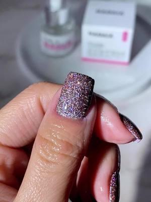 Zebra print made by dip powder system 💕💅 copper vibe super shine comes as easy as the pure color 👉👀 know the hack to smoothly paint with this super shiny sparkles 🙋‍♀️✨#thenagaia #glitternails #zebraprintnails #nudenails #colornails #animalprintnails #dippowdernails #nagaiadipkit #nailsinspo #cutenail #dipnailstutorial #dipnailsathome #fyp 