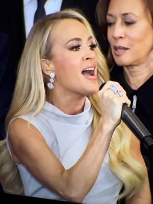 @Carrie Underwood delivered one of the most iconic renditions of “America The Beautiful” during President Trump’s Inauguration. After technical difficulties, Underwood was forced to sing the Patriotic tune acapella and she STUNNED!  #CarrieUnderwood #Trump #PresidentTrump #carrieunderwoodfan #countrymusic #AmericaTheBeautiful #USA #TrumpInauguration #Carrie 