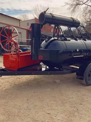 There’s something about jet black and red that stands out — pure, defined elegance. #mmbbqco #mmbbqcompany #500gallon #ElNiño 