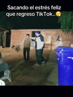 Fuera estrés fuera estrés..😂 #tiktok #bailegracioso #rituales #paratiiiiiiiiiiiiiiiiiiiiiiiiiiiiiii #fypシ #🤡 