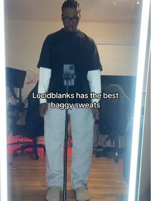 #lucidblanks #sweatpants #baggysweatpants #sweats #comfortable 