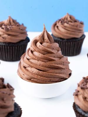 New recipe! Chocolate cream cheese frosting! Chocolate is happiness you can eat, and there is no shortage of chocolate or happiness in this delicious frosting. It acts like a buttercream and pipes beautifully! Recipe on cakemehometonight.com! #creamcheesefrosting #chocolatefrosting 