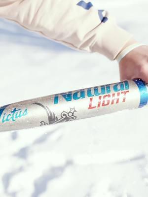 Iceee cold😮‍💨 #nattylight #snow #cold 