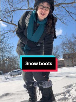 If you meed boots for the snow that actually keep your feet warm and dry, these are perfect! #hobiebear #snowboots #snowbootsforwomen #tiktokshopjumpstartsale #winterfashion #wintergear #coldweatheroutfits #TikTokShop 