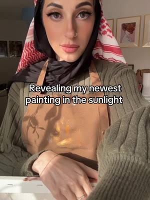 I love seeing my paintings shine  #oilpainting #oilpaintartist #middleeastart #arabianartists #middleeasternart #ArabTikTok #middleeasternwomen #oilpaintwork 