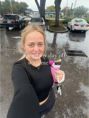 spend my day off with me, rainy day edition 🌧️🌴  #dayinmylife #Vlog #dayoffvlog #relatable #florida #dayinthelifevlog #dayinthelife #vlogging #vlogday #vlogdayinmylife #vlogdayinthelife 