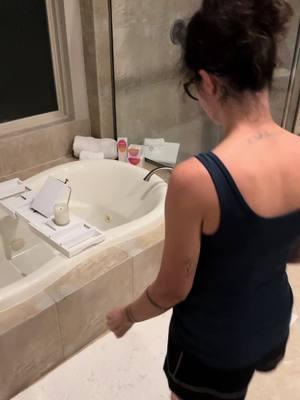 Get your body tight while you 💤 with the new @MAËLYS Shapers Loose Skin Bundle ! This is now part of my pro-aging nightly routine for 2025!  Linking for you now ⬆️ !  #maelys #getinshape #tiktokshopjumpstartsale #tiktokpartner #shapersbundle #momlife #nightlyroutine 