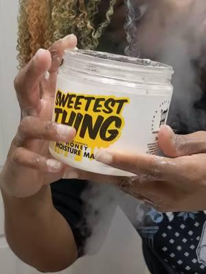 Steam my hair with me 🥰🥰🥰 @The Doux Hair Care sweetest thing honey moisture mask #naturalhair #silkpress #thedoux #douxsweetestthing #thedouxhairproducts  #straightnatural #straightenednaturalhair #satinpress #alttiktok  #hairsteaming #deepconditioning 