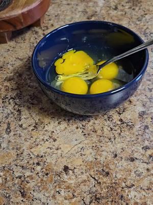 #BlackPeopleCooking #SalmonAndGrits #GoodEating #Breakfast #fyp #viral #CookingWithTam 