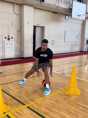 Details matter—no reckless cone drills here: 1️⃣ First 2 changes = skips (inside foot hook for direction) 2️⃣ Next 2 changes = anchored steps (feet stay grounded) Master these to stay under control off the dribble. Add it to your workouts! 🏀✨ #HoopStudy #BasketballTraining