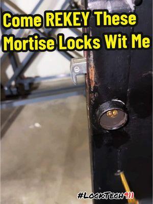 NO KEYS?  NO PROBLEM!!!  That’s EXACTLY. What we do 😊 #locksmith #rekey #locks #LockTech911 #schlage #howwedo #howtorekey #massfollowing🔥🔥 