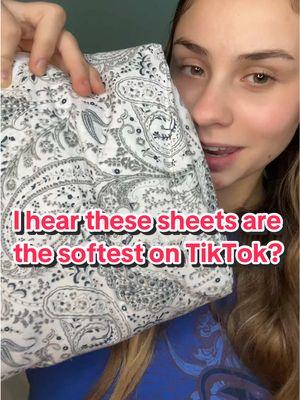 I’m hearing claims that these are the softest sheets on TikTok shop! @Mellanni  - I’ve had sheets like this before, and they were  extremely soft, but will the fitted sheet stay on the bed without those strap things?  - Don’t forget to come back for part two & check out the amazing selection! - #r#risingstarj#jumpstartsalec#creatorsearchinsightsf#fypt#tiktokshopnewyearnewauras#softsheetsm#mellannisheetsh#hometokshopl#lifestyletoks#spotlightfindsb#bedsheets