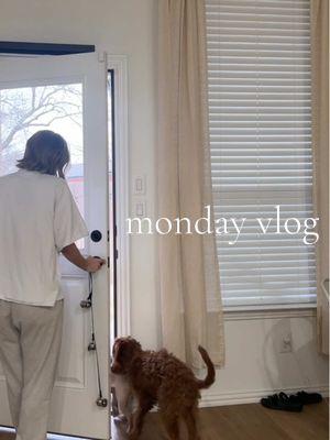 a monday morning 🤍 #morningvlog #morninginthelife #morninginmylifevlog #Vlog #vlogmorning #morningroutine 