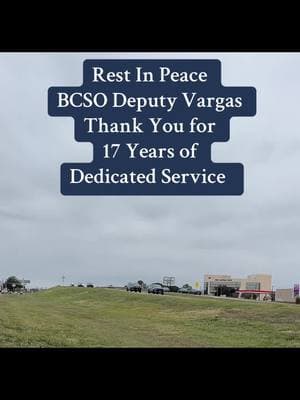 What emotions, I can only imagine the pain his family is feeling. Gone to soon, shot in Houston in the line of duty. #funeral #leo #brazoriacounty #bcso #officervargas #texas 