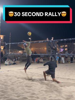 30 SECOND RALLY ended like that??😮🤯🏐 #volleyball #beachvolleyball #volleyballworld #volleyballlife #volleytok #highschoolvolleyball #haikyuu #rally #sports #sportstiktok #volleyballtiktok #volleyballplayer 