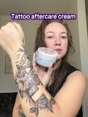 #tattootiktok #tattoolover #tattootok #tattoogirl #tattoocream ##tattooaftercare