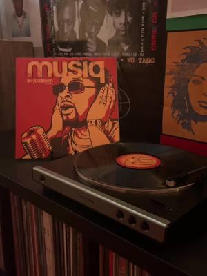 Halfcrazy - Musiq Soulchild                         #neosoul #juslisen #2000s #musiqsoulchild #halfcrazy #vinyl #vinylcollection #nowplaying 