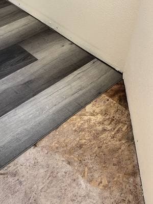 Flooring #construction #lvp #laminate #hardwood #flooring #DIY #remodel #work #lvt 